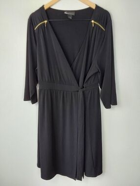 Lane Bryant Black Zipper Detail V-neck 3/4 Sleeve Wrap Dress